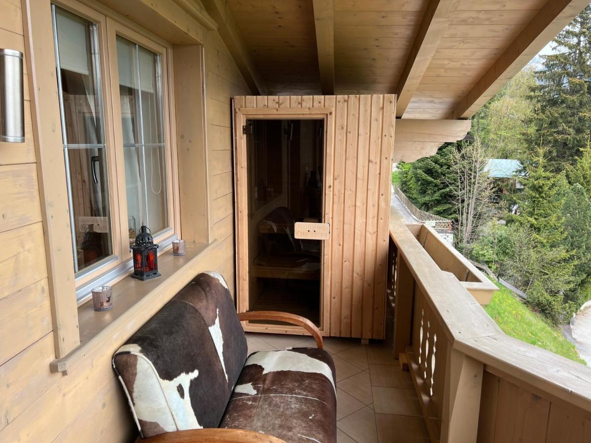 Ferienhaus Zillertal Panorama Blick Balkon Sauna Zellberg Bagian luar foto