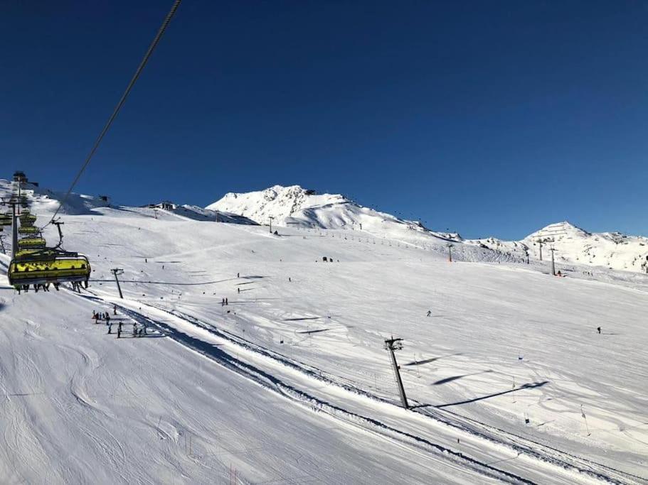 Ferienhaus Zillertal Panorama Blick Balkon Sauna Zellberg Bagian luar foto