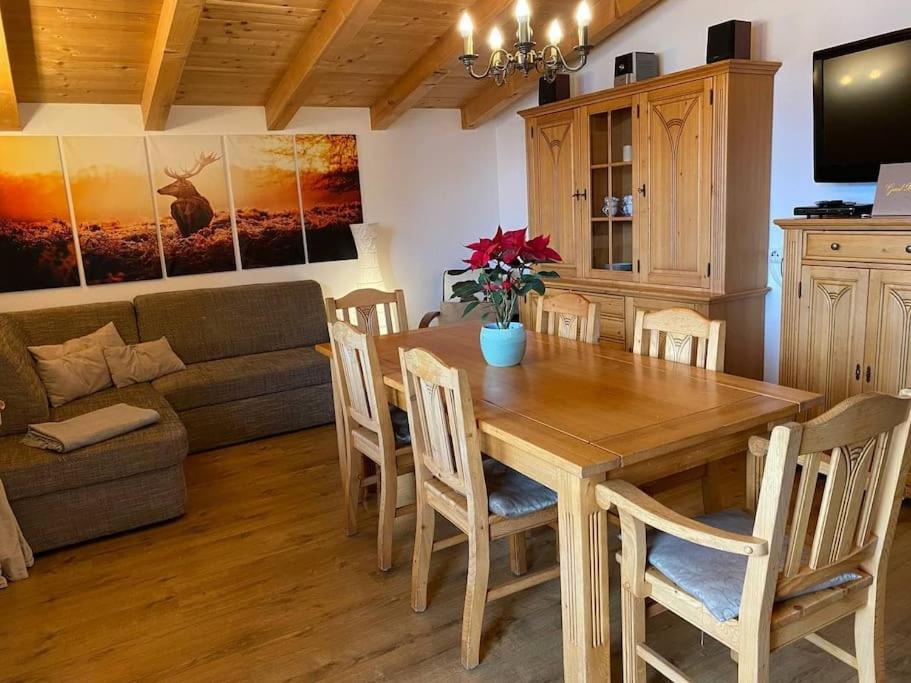 Ferienhaus Zillertal Panorama Blick Balkon Sauna Zellberg Bagian luar foto