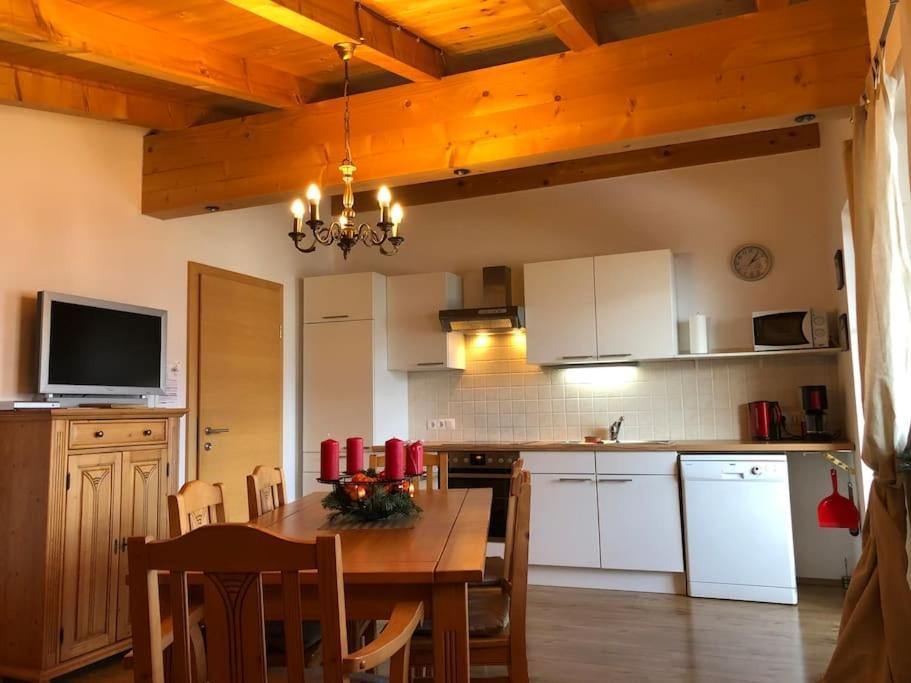 Ferienhaus Zillertal Panorama Blick Balkon Sauna Zellberg Bagian luar foto
