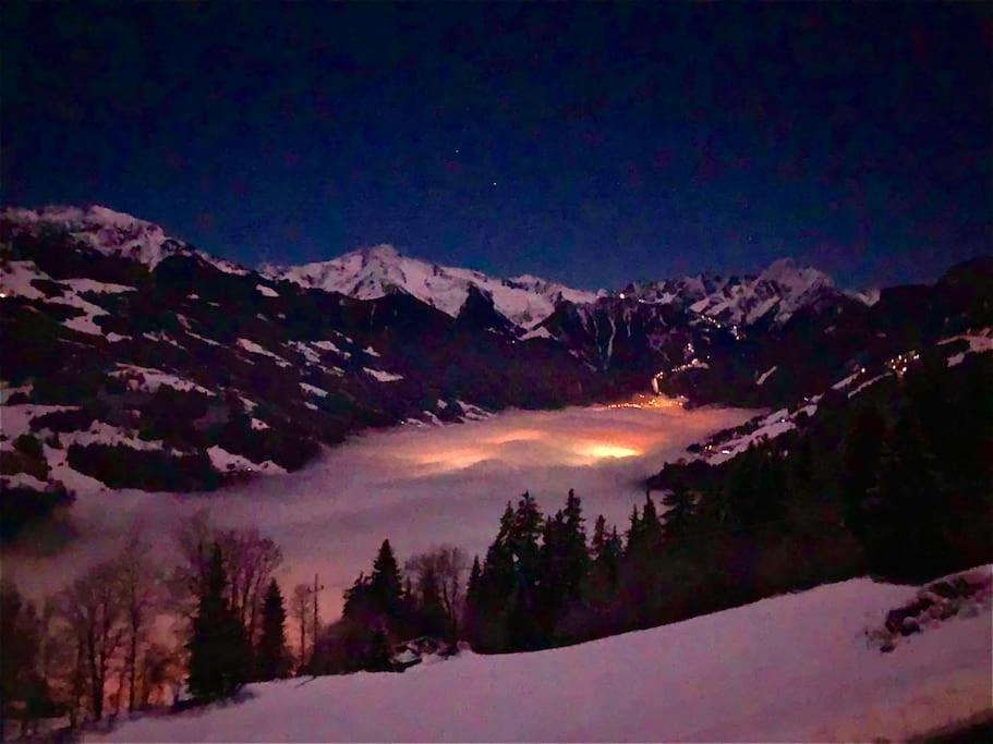 Ferienhaus Zillertal Panorama Blick Balkon Sauna Zellberg Bagian luar foto